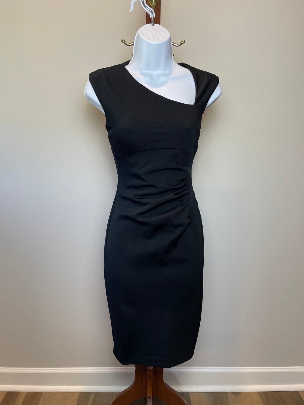 Cache One Shoulder Ruched Cocktail Dress Size 2 Black Asymmetrical Sheath